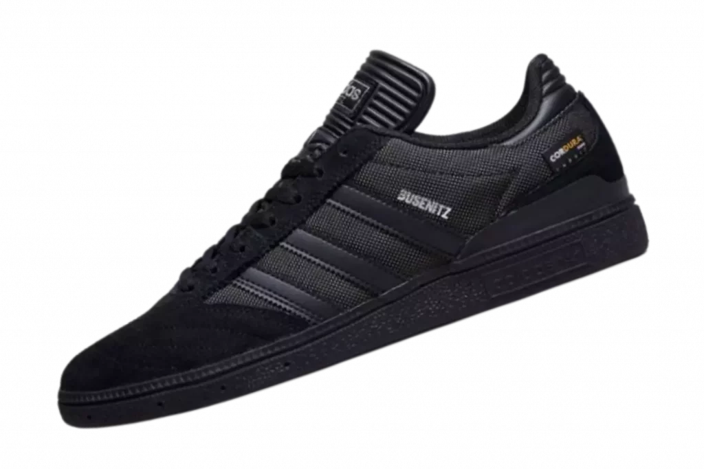 Etnies Barge LS Skate shoes is a best choice for skaters having flat yet narrow feet